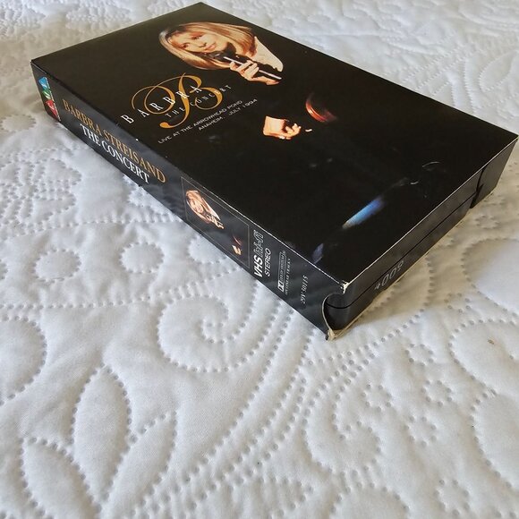 Barbra Streisand "The Concert" VHS Tape Live Anaheim 1994 Columbia Music Video 1 - Picture 9 of 9